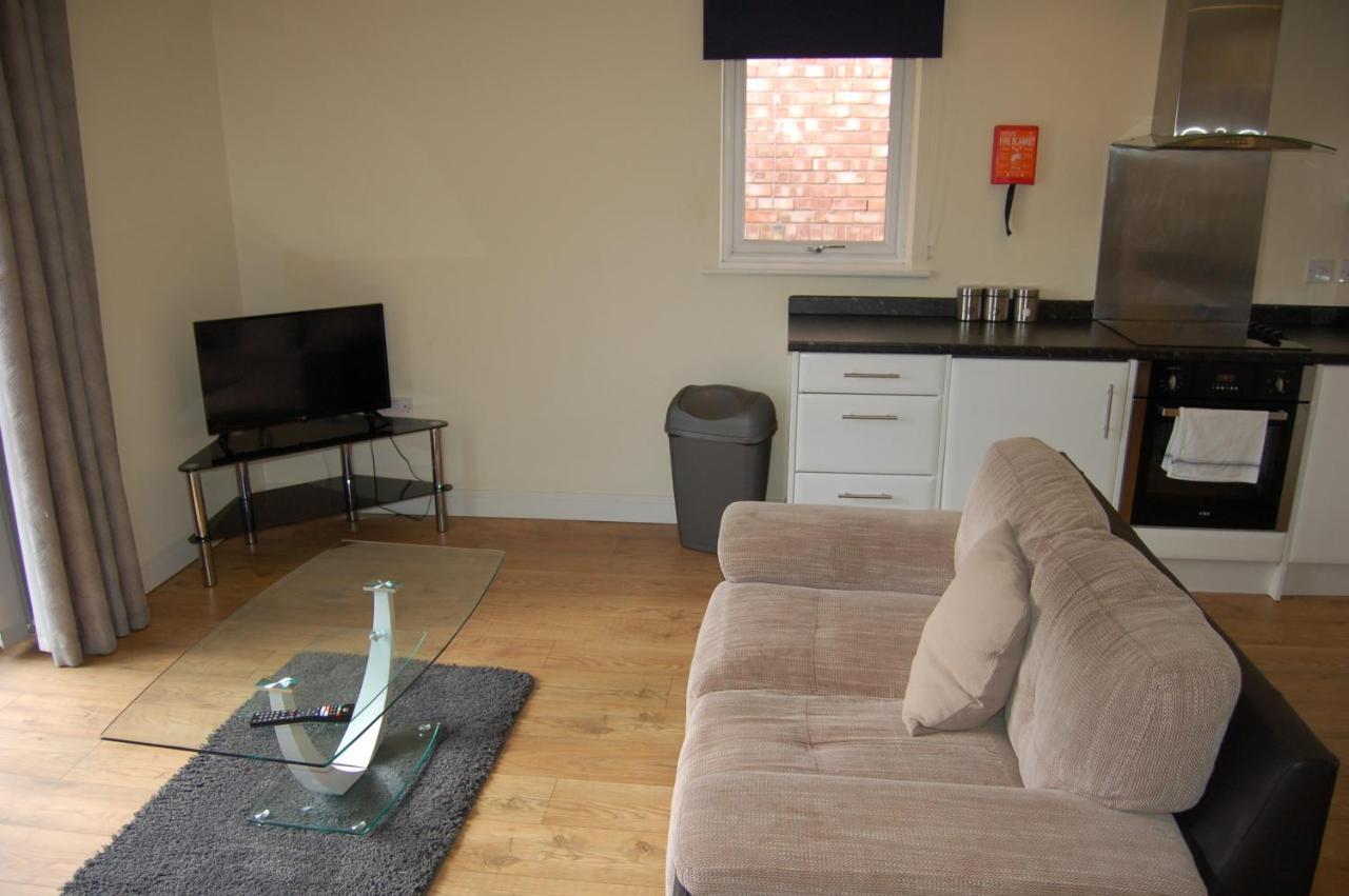 Saracens Courtyard By Swa Apartman Cheltenham Kültér fotó